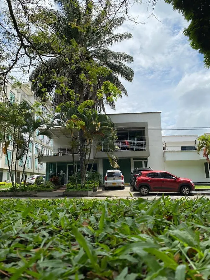 Hotel La Esperanza Ciudad Jardin Cali